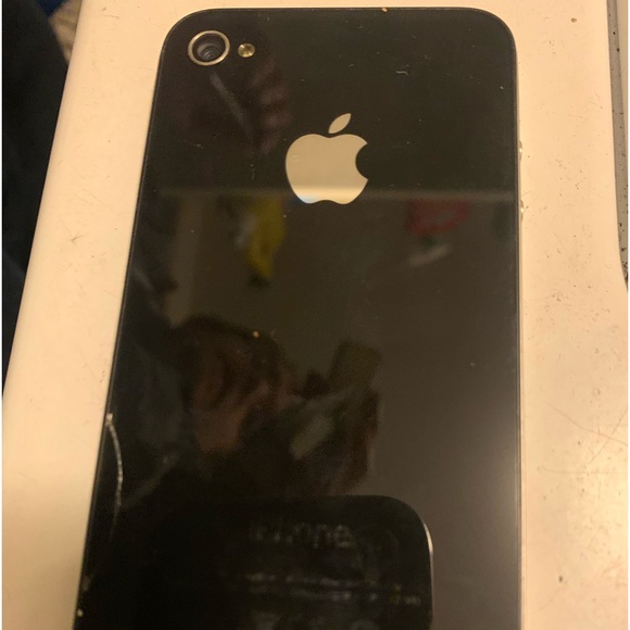 I PHONE 4S 16GB - Picture 2 of 2